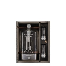 Glass Pack Vodka '303' Squadron