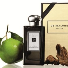 Oud And Bergamot