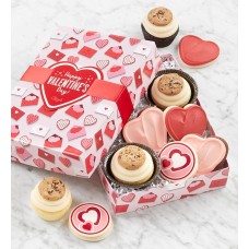 Buttercream-Frosted Valentine'S Day Cupcakes And Cookies