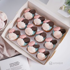 Cupcake with the Lot to Go