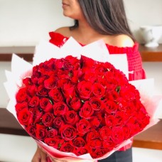 100 Eternal Kisses