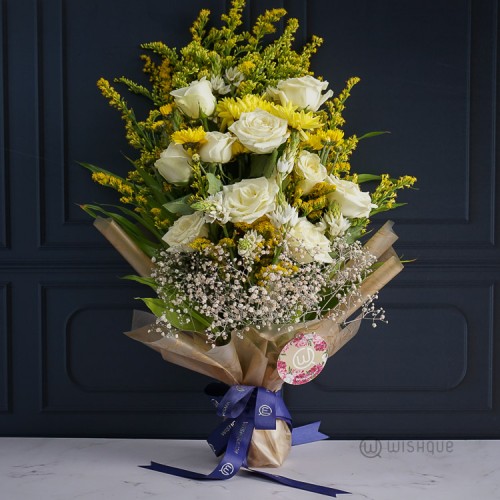 Golden White Delight Bouquet