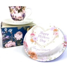 Floral Love Gift Set (Letterbox cake set(s)serves 2)
