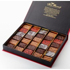 JUST PRALINES SELECTION