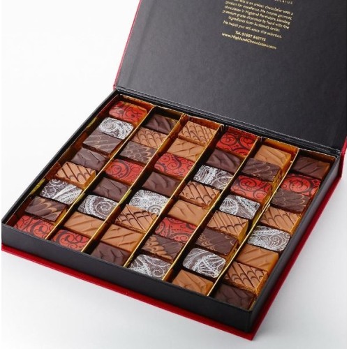 JUST PRALINES SELECTION