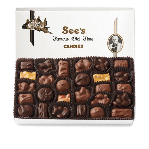 Nuts & Chews (1 lb)