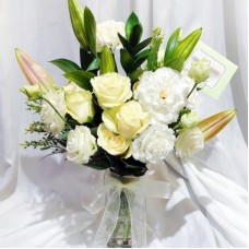 Beauty Bloom18-10-Vase Included (Deluxe(M))