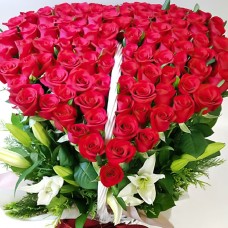 100 Roses basket