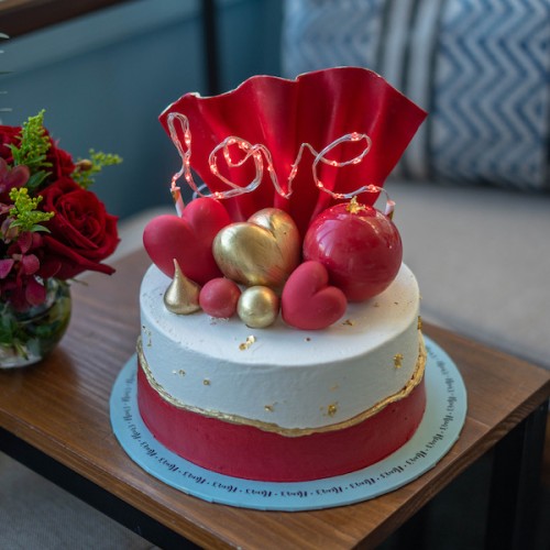 Glow Love Cake