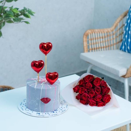 Love In Red 1
