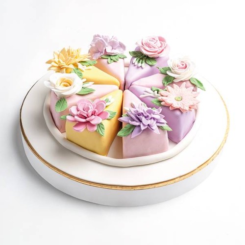 Flower Cakes