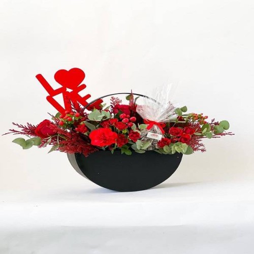 Flora Love Basket
