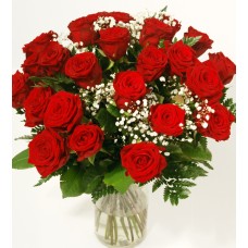 Bouquet of 25 red roses and additional flowers