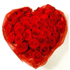 Big heart-shaped arrangement of roses