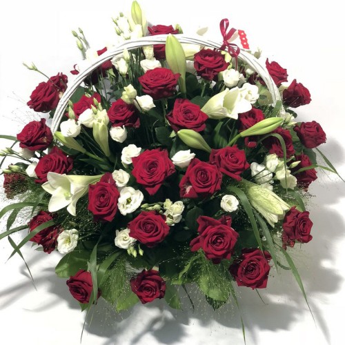 Large flower-basket: Red Roses, Lilys, Lisianthus (Basic)