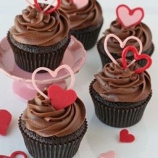 Red and Pink Chocolate Cupcakes