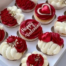 Valentine's Day Swirls Cupcakes
