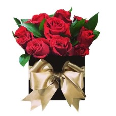Gorgeous Red Roses In A Gift Box