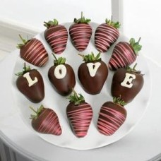 Love' Chocolate-Dipped Strawberries