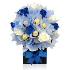 Blue Roses & Ferrero Rocher Bouquet (Medium size)