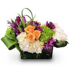 â€˜Bright Daysâ€™ Flower Vase