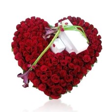 200 Roses in a Heart Arrangement with Your Gifts