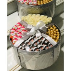 Incredible Chocolate And Rose Gift Box