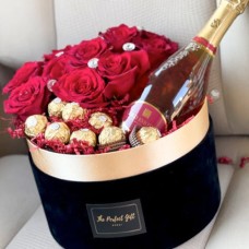 24 Carat Sparkling Juice, Ferrero & Red Roses in Round Box