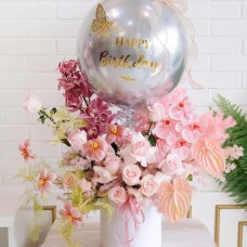 Luxury Balloon & Flower Arrangement