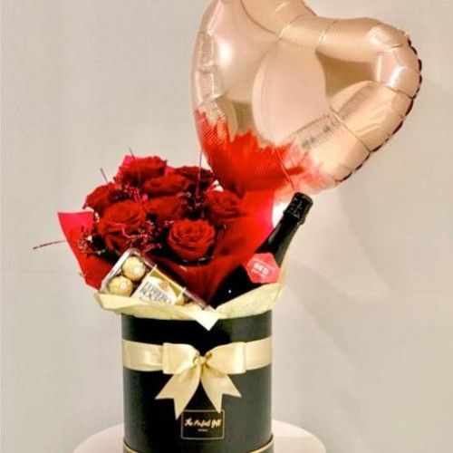Romantic Chocolate & Roses Gift Box