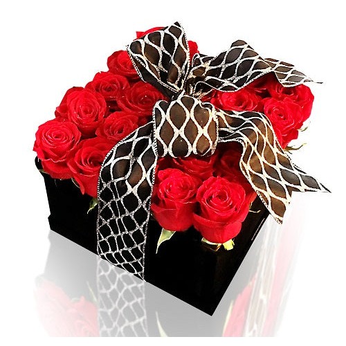 Roses in an Elegant Gift Box