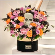 Luxurious Flowers Skull Gift Box