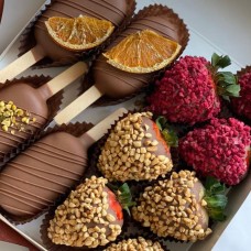Swiss Chocolate Dipped Strawberries & Orange Cakesicles