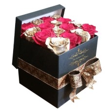 Elegant 16 Red and Gold Roses Gift Box