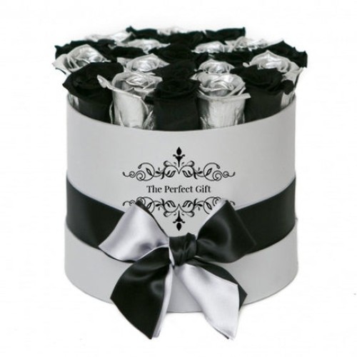â€˜Man of My Lifeâ€™ Valentine 30 Silver & Black Roses Round Box For Him