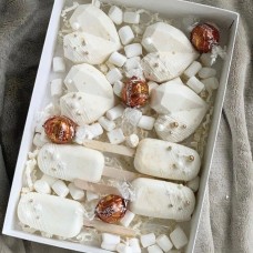 White Cakesicles with Choco-Smash Heart Cakes
