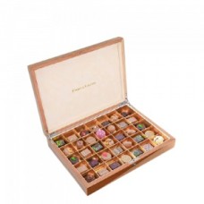 Forrey & Galland Wooden Lacquered Box 35 pcs
