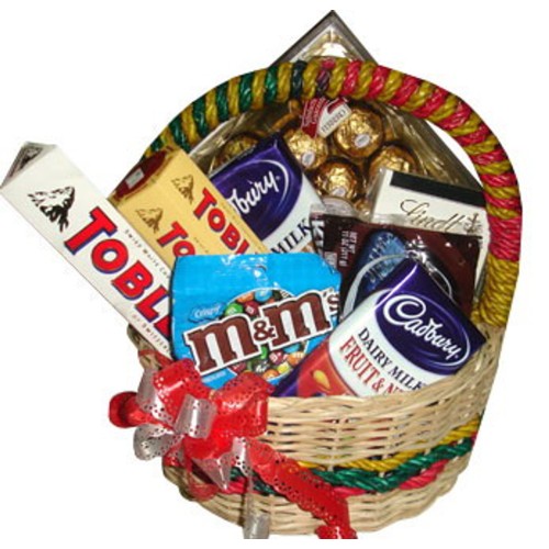 Sweet Tooth Premium Chocolate Basket