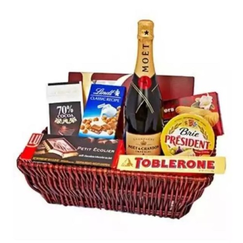 Moet & Treats Luxury Basket