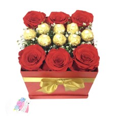 Deluxe Ecuadorian Roses Ferrero Box