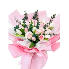 10 Ecuadorian Roses & 10 Holland Tulips