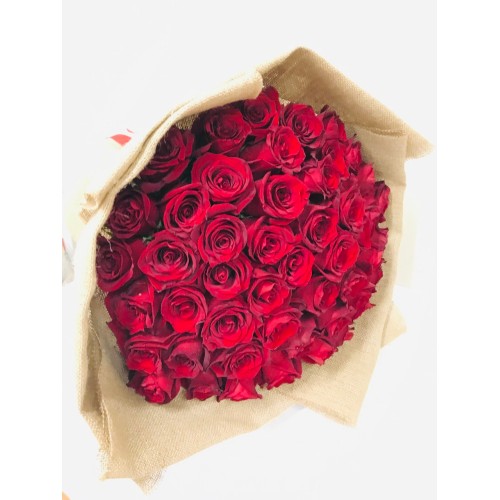 50 Ecuadorian Roses Giant Bouquet