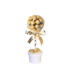 24 Ferrero Rocher Tree