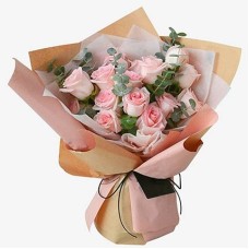 18 Soft Pink Roses (Deluxe)