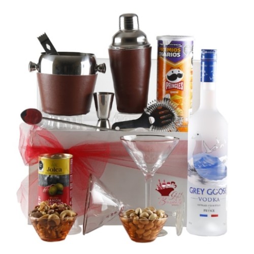 Cocktail Set gift with Vodka, Snacks and More