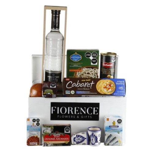 Gourmet Gift with Maestro Dobel Diamante Tequila