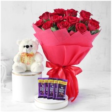 Win a Heart 12 Roses white sweetness