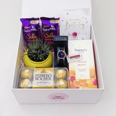 Pretty & Shiny Gift Hamper for Her