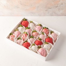20 Chocolate Covered Strawberries White Ruby