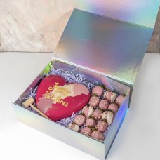 Valentine's Smash Chocolate Heart Gift 700g
